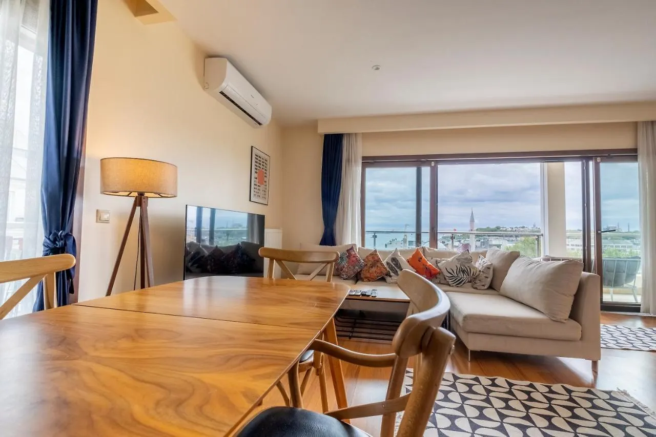 Apartment Ferienwohnung Stunning Duplex With Sea View Istanbul